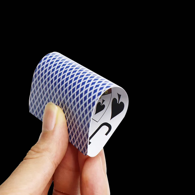 Wasserfeste Poker-Spielkarten aus PVC mit hoher H&auml;rte – WallisPlastic
