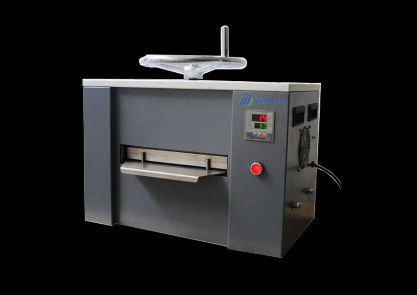 <h3 style="text-align: center;"><span style="font-size: 20px;"><b>4 Water &amp; Air Laminator</b></span></h3> 