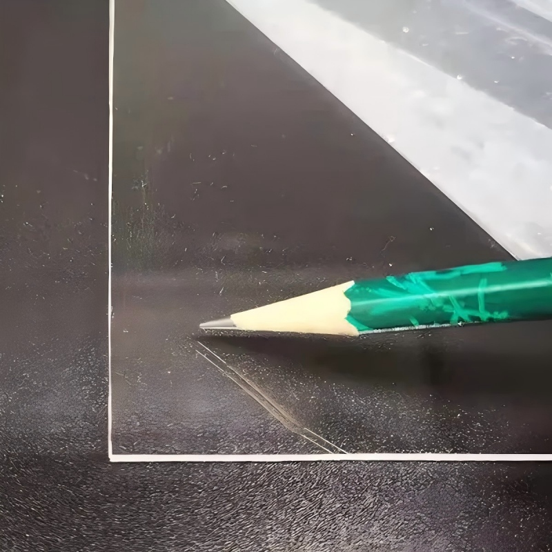 Hartbeschichtete Polycarbonatplatte | Kratzfeste PC-Platte