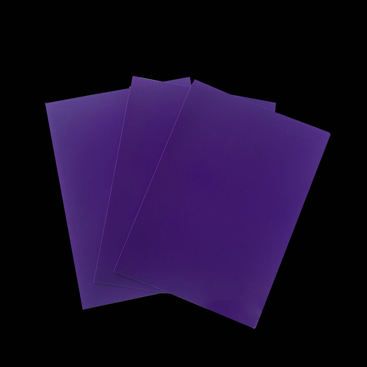 แผ่นกลางแกน PC PVC สีแบบกำหนดเองสำหรับทำบัตร