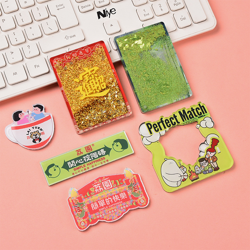 Adesivi per frigorifero creativi in ​​acrilico adesivi per frigorifero magnetici morbidi in acrilico personalizzati per cartoni animati personalizzati