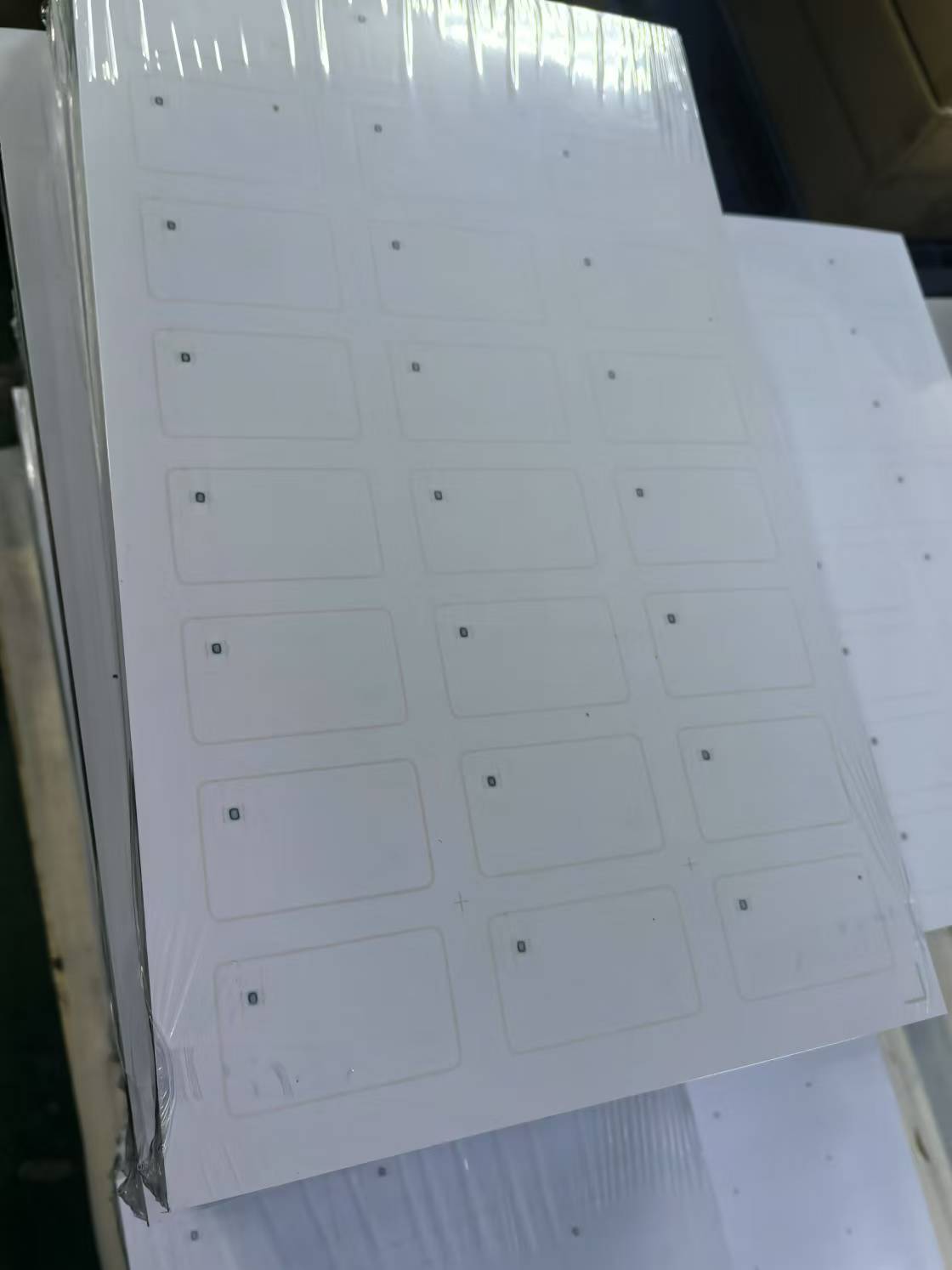 13,56 MHz HF-Chip-PVC-Inlay zur Herstellung von Smartcard-ID-Karten