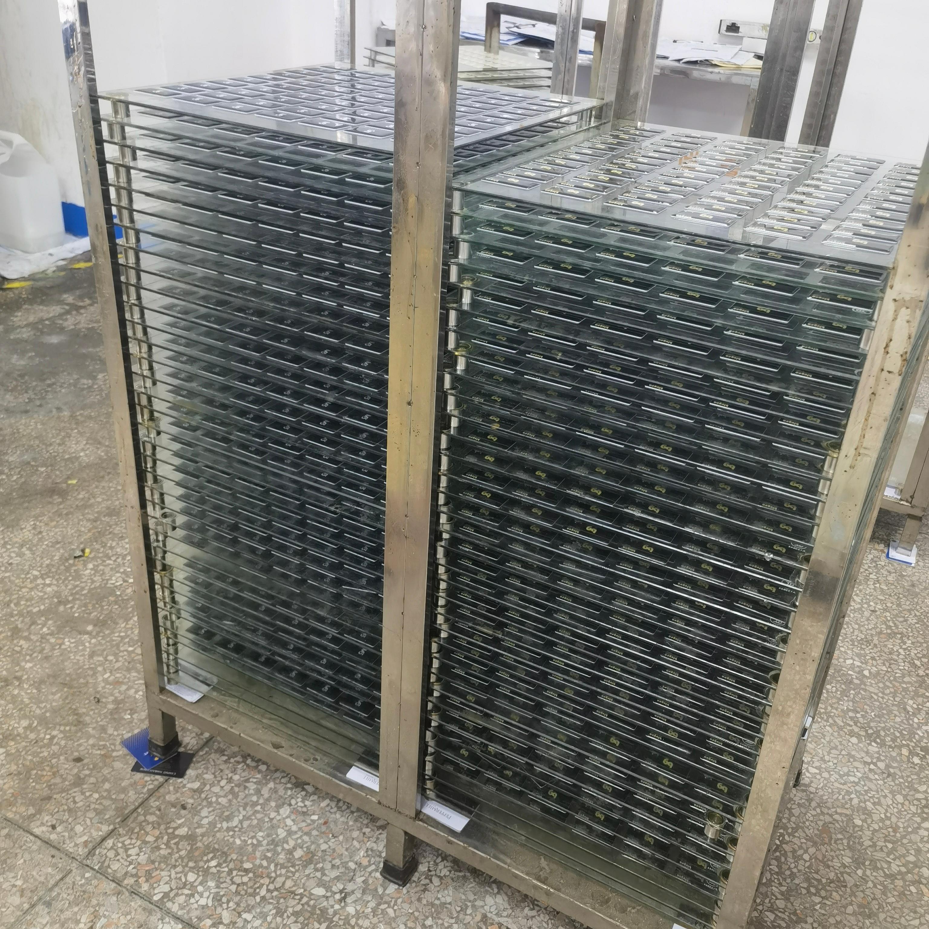 Op maat gemaakte RFID-epoxysleutelhangers van hoge kwaliteit, waterdichte NFC-epoxytag